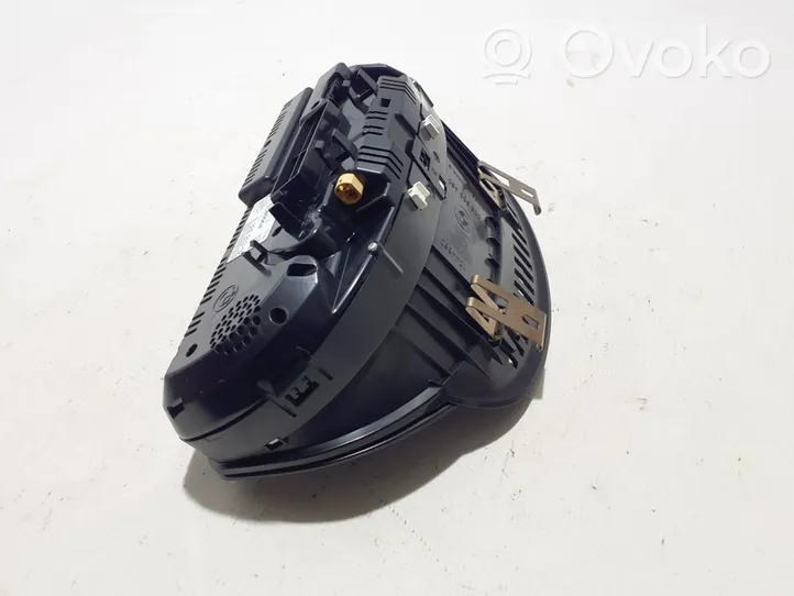 BMW 5 F10 F11 Geschwindigkeitsmesser Cockpit 9328813