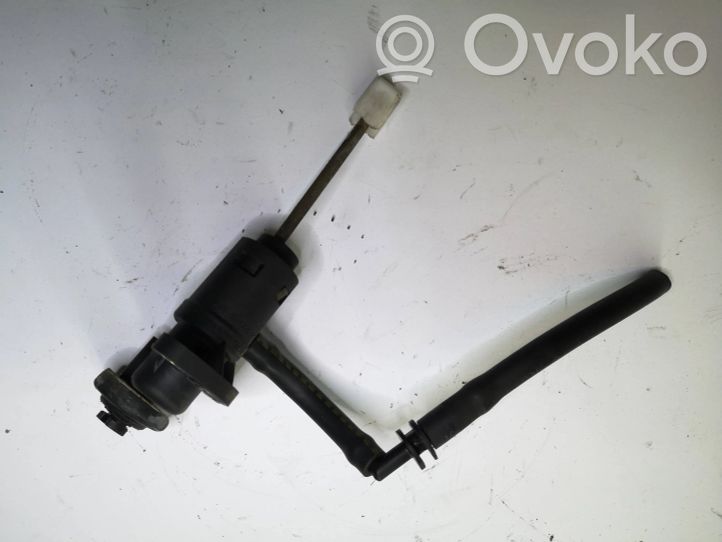 8E1721401 Audi A4 S4 B6 8E 8H Clutch master cylinder, 15.00 € RRR