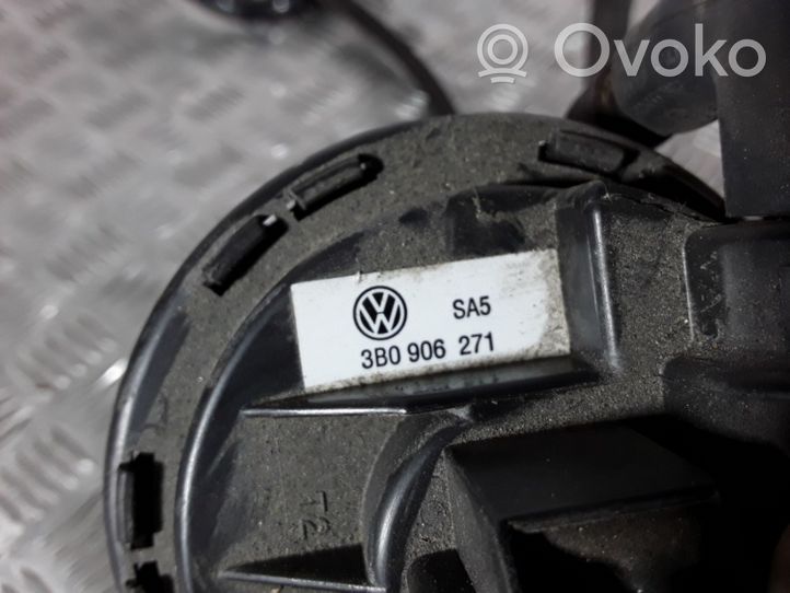 Volkswagen PASSAT B6 Active carbon filter fuel vapour canister 3B0906271