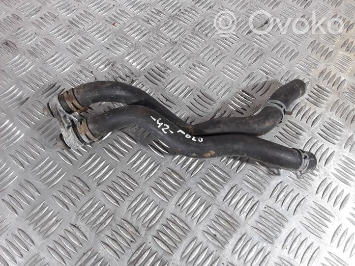 Volkswagen Polo IV 9N3 Przewód / Wąż chłodnicy 6Q0121073AP