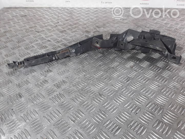 Volkswagen PASSAT B5 Halterung Scheinwerfer DN12593