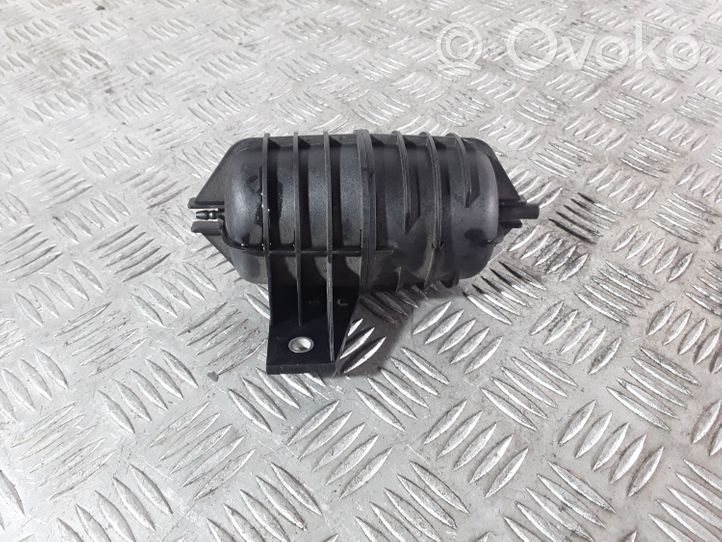 BMW X6 M Vakuumo oro talpa 11657612487