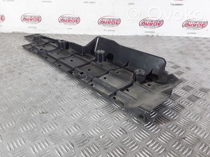 Toyota Prius (XW20) Rivestimento del cassone pick-up 5816747010