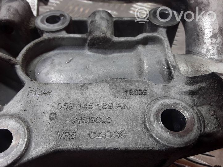 Audi A4 S4 B8 8K Staffa di montaggio del compressore dell’A/C 059145169AN