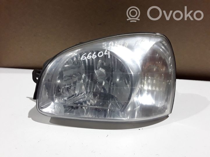 AUT7833 Hyundai Santa Fe Lampa przednia 9210126XXX