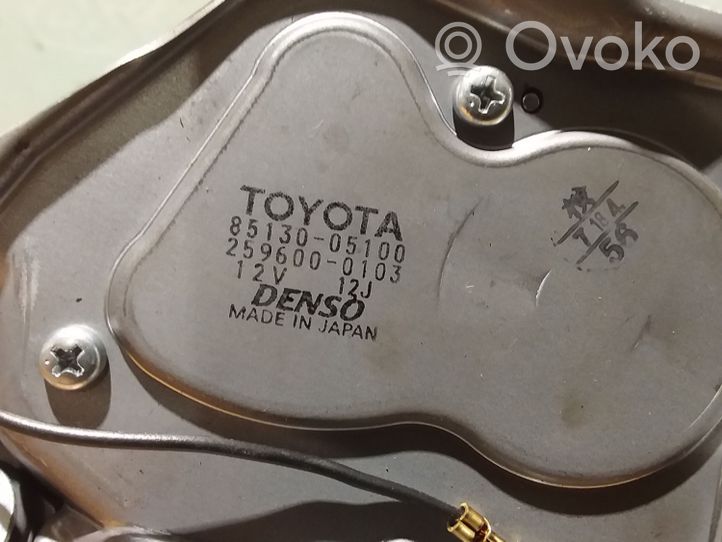 Toyota Avensis T250 Moteur d'essuie-glace arrière 8513005100