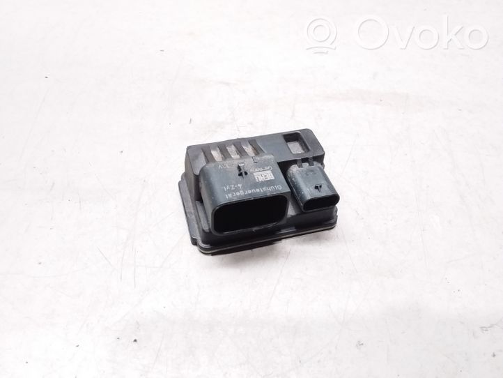 BMW 5 F10 F11 Przekaźnik / Modul układu ogrzewania wstępnego 8570087