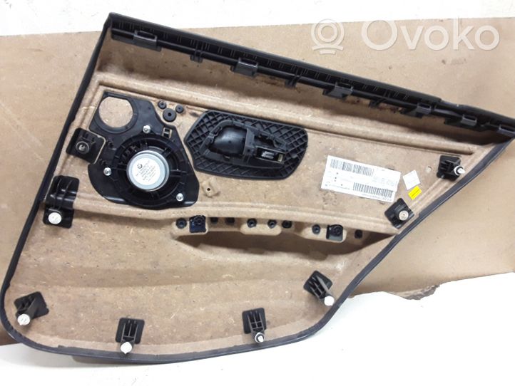 BMW 3 E90 E91 Takaoven verhoilu 6923976