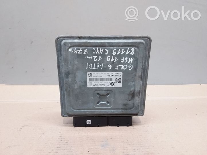 Volkswagen Golf VI Calculateur moteur ECU 03L906023MM