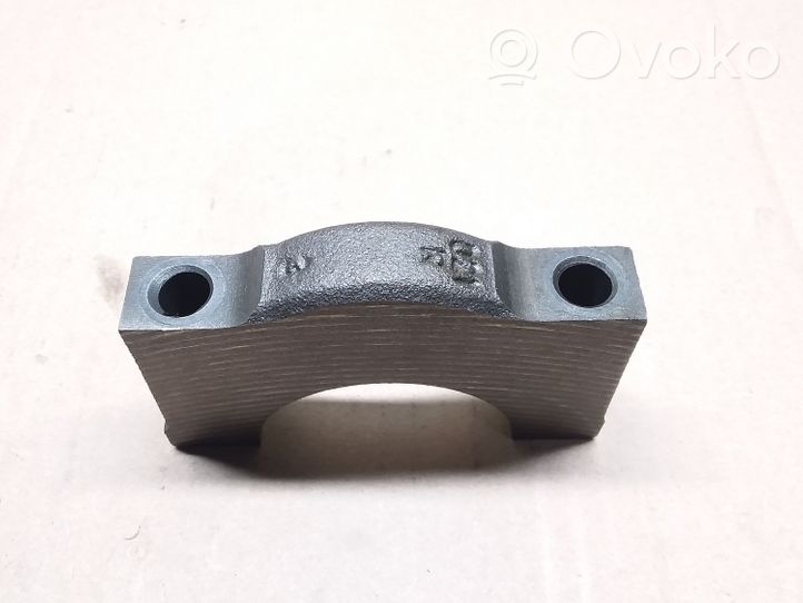 Volkswagen Golf V Supporto dell’albero motore 021R