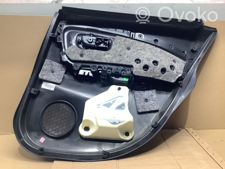 Toyota Yaris Verkleidung Tür hinten 676130D560