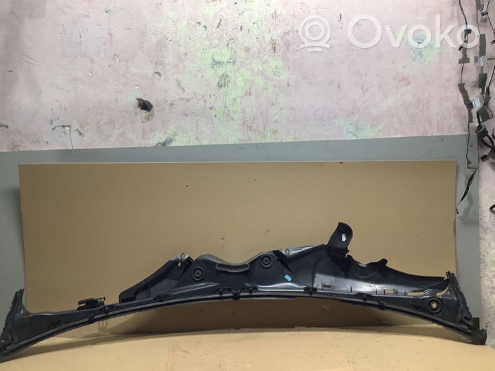 Mercedes-Benz E W211 Rivestimento del tergicristallo A2118301213