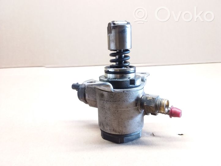 Volkswagen Polo V 6R Pompe d'injection de carburant à haute pression 03C127023D