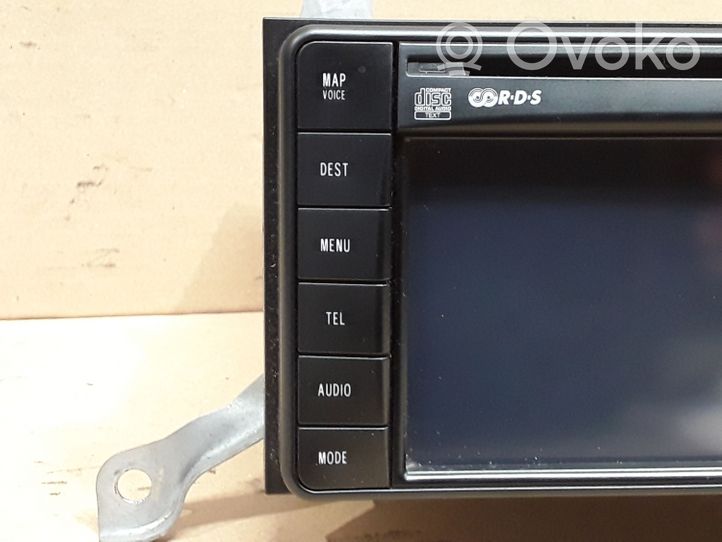 Toyota Avensis T270 Unité principale radio / CD / DVD / GPS 8611360V860