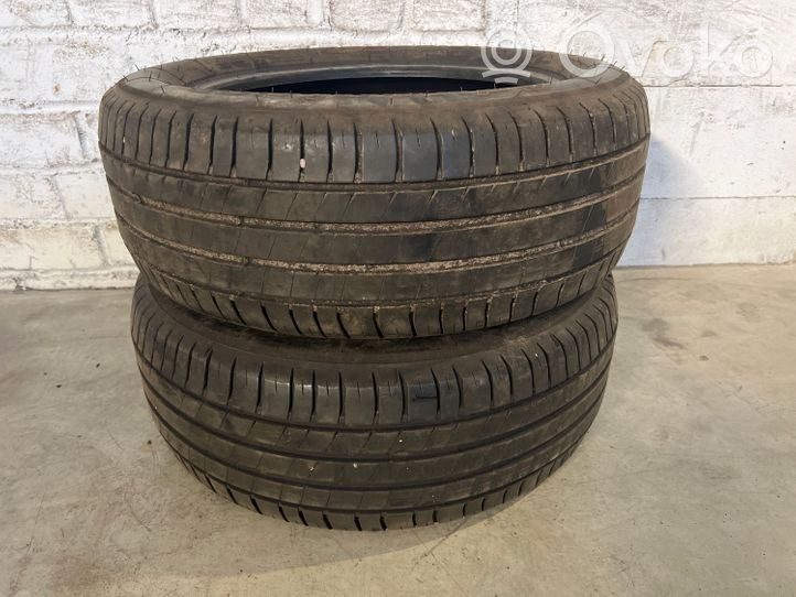 Volkswagen PASSAT B6 R16 summer tire 20555R16