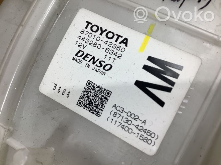 Toyota RAV 4 (XA40) Sisälämmityksen ilmastoinnin korin kokoonpano 8705042680