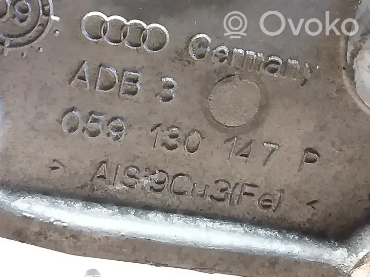 Audi A5 Sportback 8TA Soporte de la bomba de combustible 059130147P