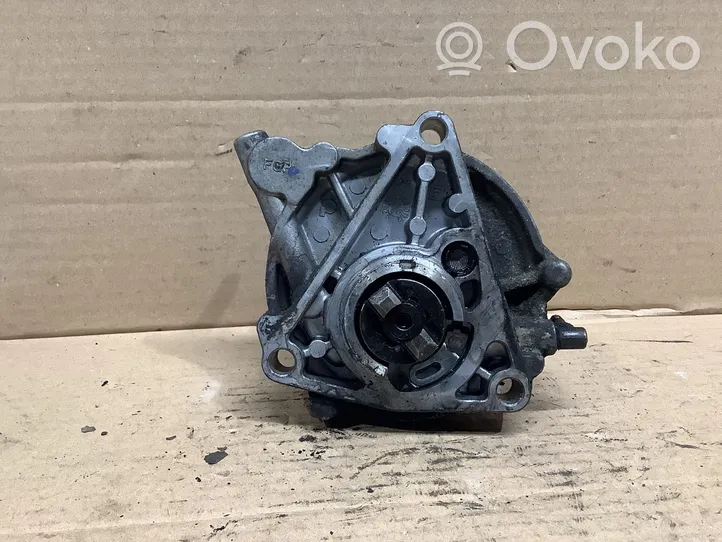 Opel Zafira B Pompe à vide 55187760