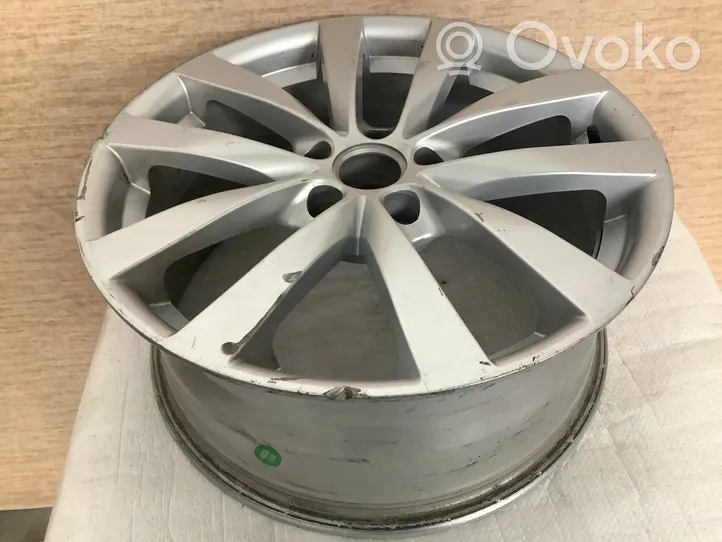 Volkswagen PASSAT B7 R18 alloy rim 