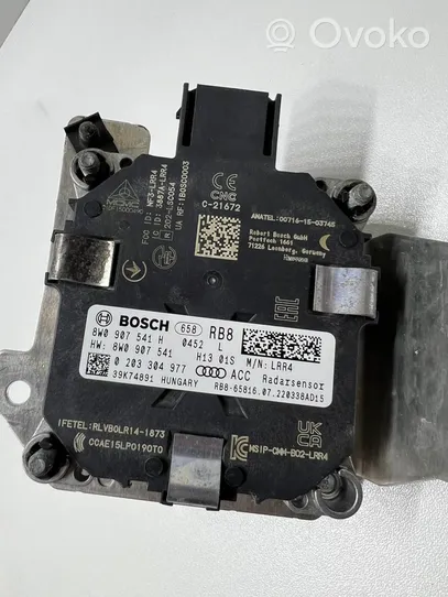 Audi A4 S4 B9 8W Distronic-anturi, tutka 8W0907541H