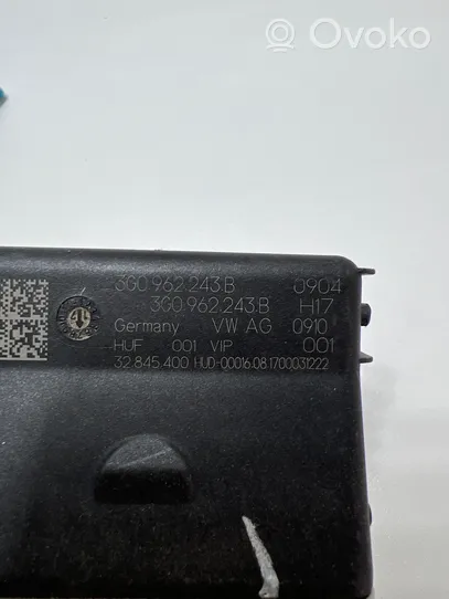 Audi Q5 SQ5 Bagāžnieka pārsega vadības bloks 3G0962243B