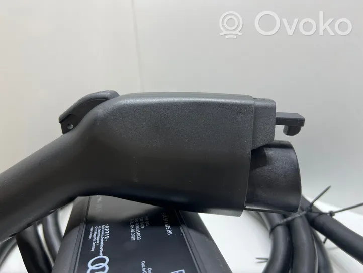 Audi E-tron GT Kabel do ładowania samochodu elektrycznego 8V4971675BB