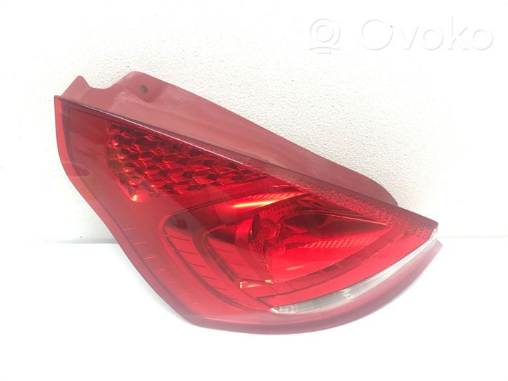 Ford Fiesta Lampa tylna 8A6113405AD