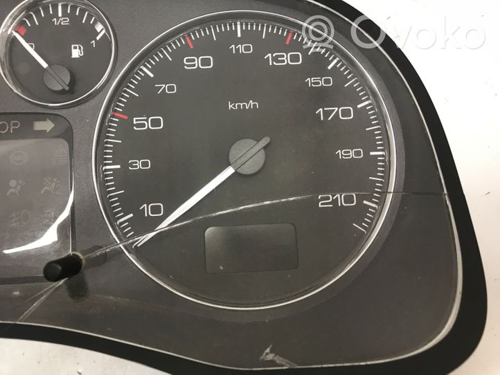 Peugeot 307 Geschwindigkeitsmesser Cockpit P9663648780