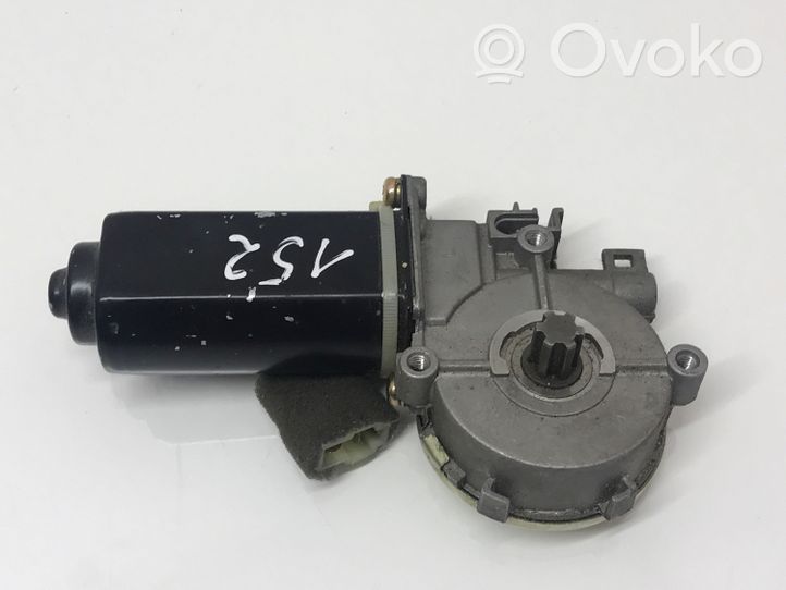 KIA Carnival Sunroof motor/actuator 041022