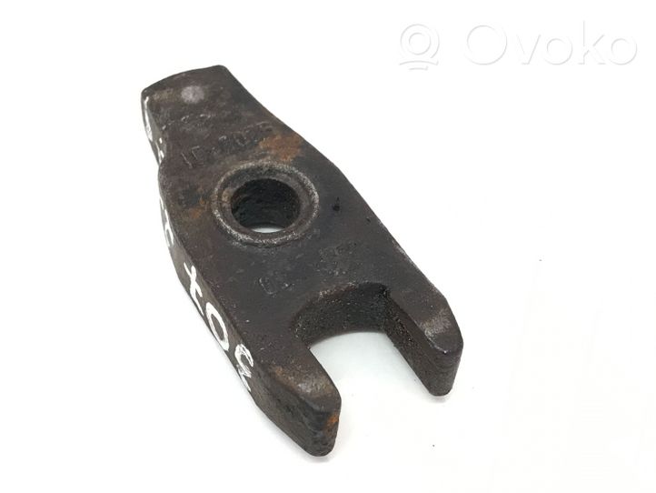 Peugeot 307 Fuel Injector clamp holder 920201