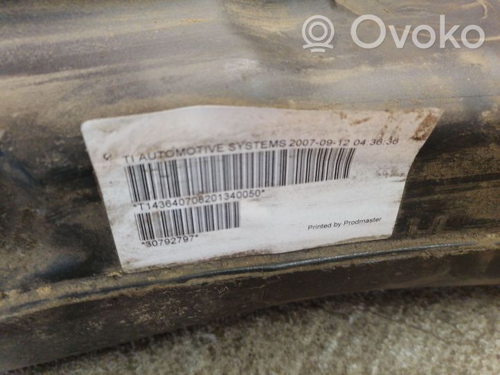 Volvo V70 Degvielas tvertne 30792797