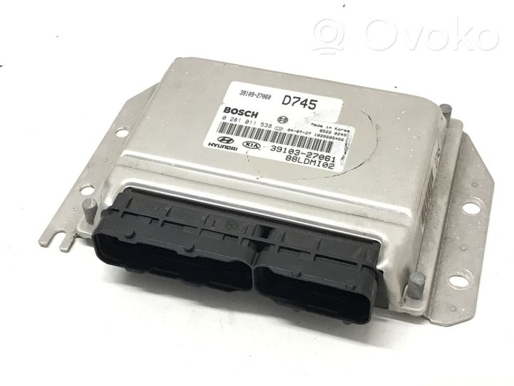 KIA Cerato Sterownik / Moduł ECU 0281011538