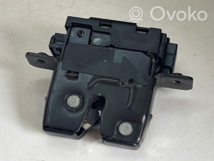 Renault Clio III Serrure de loquet coffre 8200747429B