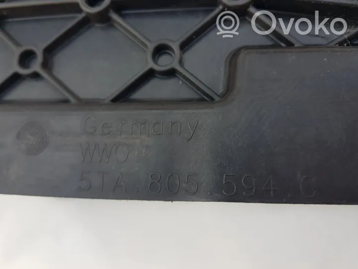 Volkswagen Touran III Priekinė kėbulo dalis 5TA805588L