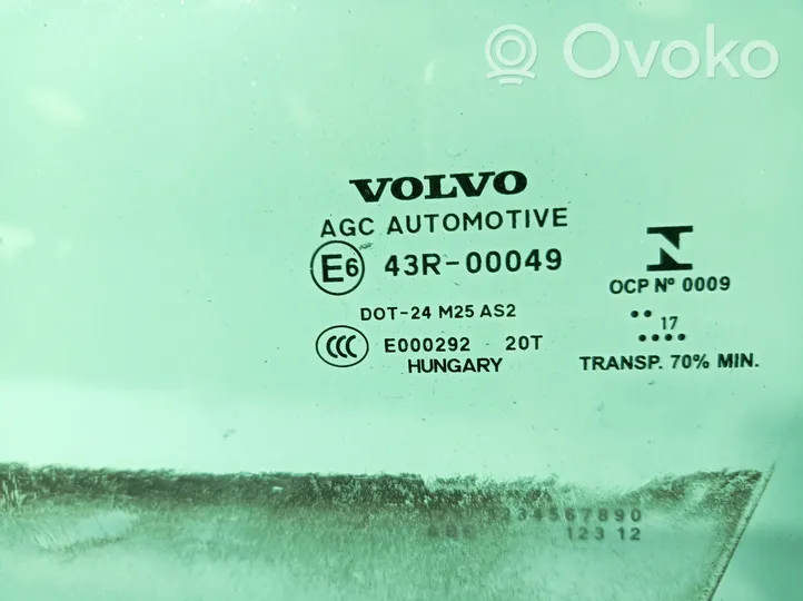 Volvo V40 Cross country Etuoven ikkunalasi, neliovinen malli 