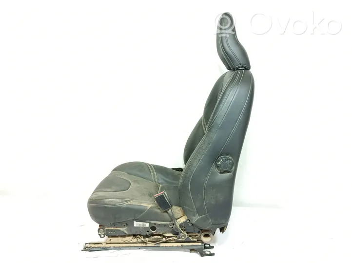 Volvo V40 Cross country Seat and door cards trim set 