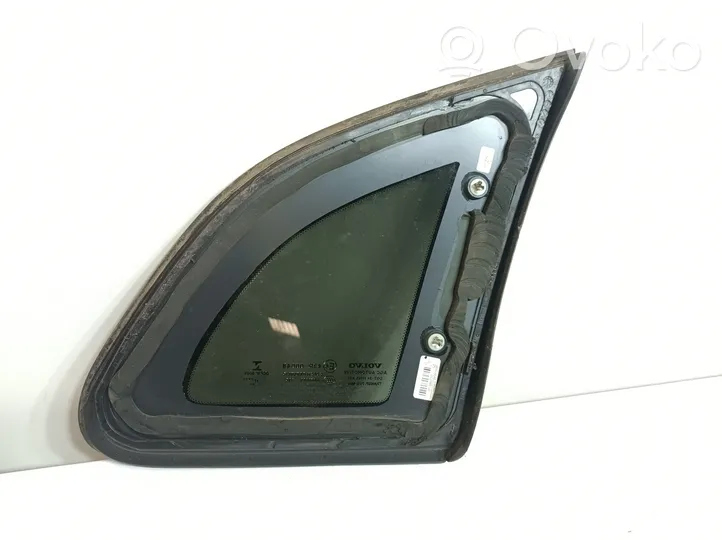 Volvo V40 Cross country Rear door window glass 