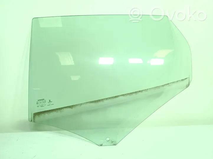 Volvo V40 Cross country Rear door window glass 