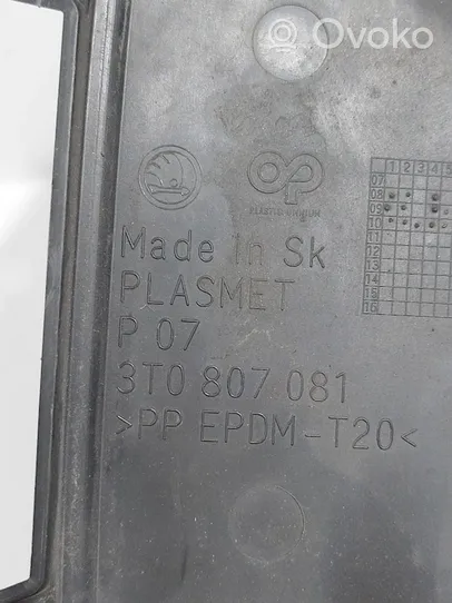 Skoda Superb B6 (3T) Inny element deski rozdzielczej 3T0807081