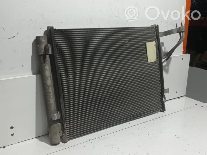 KIA Ceed Radiateur condenseur de climatisation 976062L600