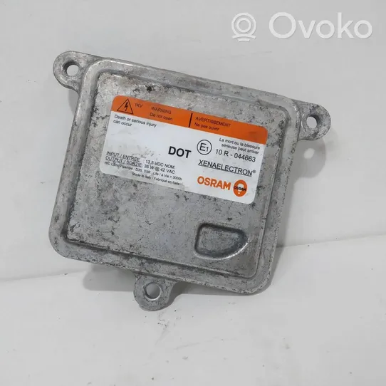 Ford Focus Sterownik / moduł świateł Xenon 10R044663