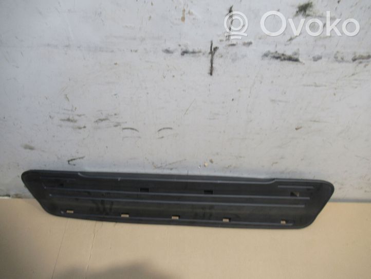 Citroen C5 Priekinio slenksčio apdaila (vidinė) 9639009380