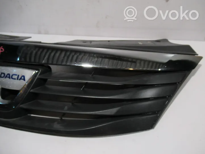 Dacia Logan I Front grill 8200748240