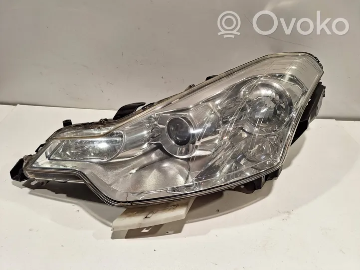 Citroen C-Crosser Lampa przednia 