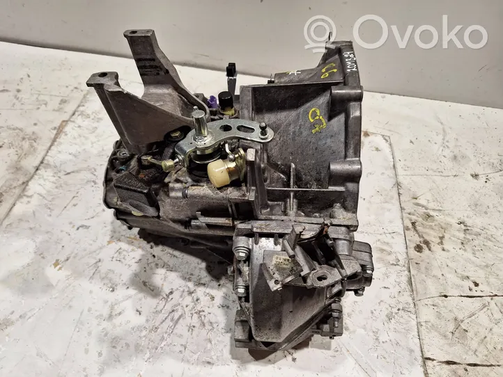 Citroen C5 Mechaninė 6 pavarų dėžė 20MB24