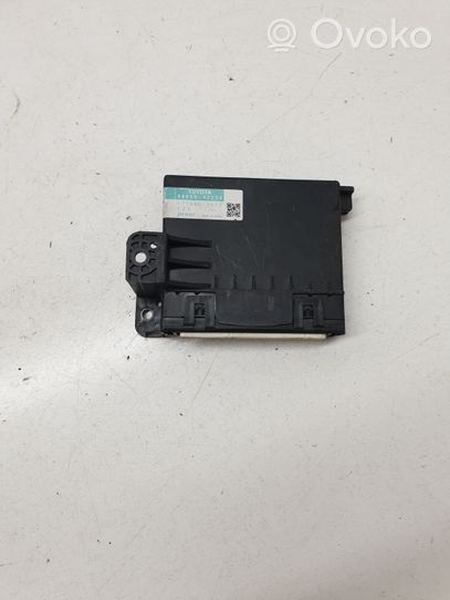 Toyota RAV 4 (XA30) Module confort 8865042230