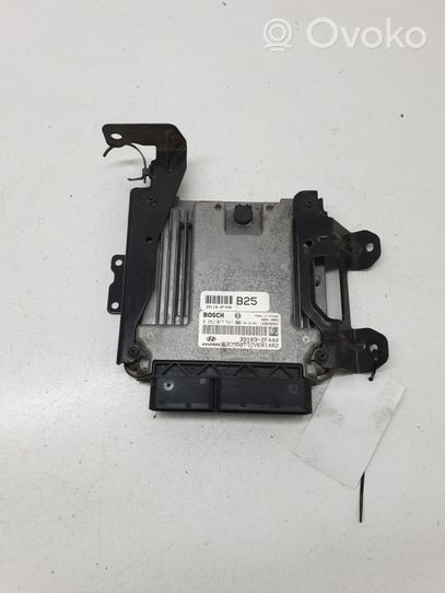 Hyundai Santa Fe Calculateur moteur ECU 0281017541