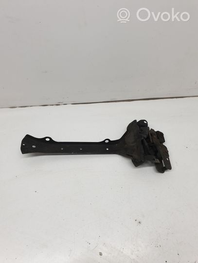 Volkswagen Touareg I Staffa del pannello di supporto del radiatore 7L0805799