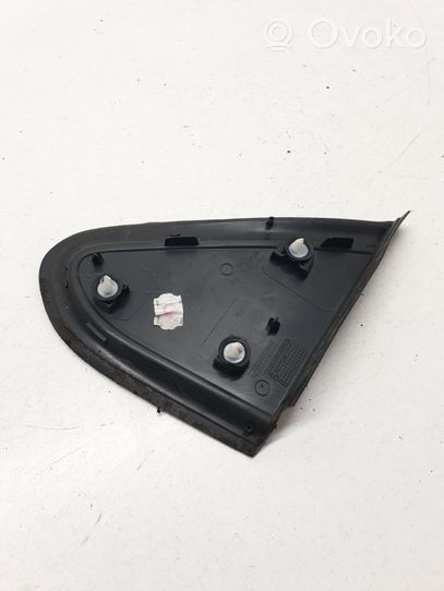 Opel Meriva B Panel wykończeniowy błotnika 13362871