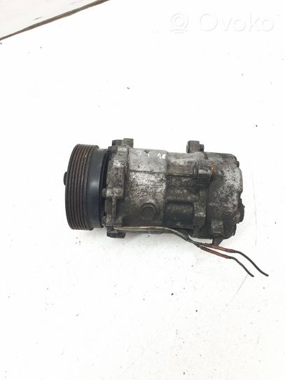 Audi TT Mk1 Ilmastointilaitteen kompressorin pumppu (A/C) 1J0820803K